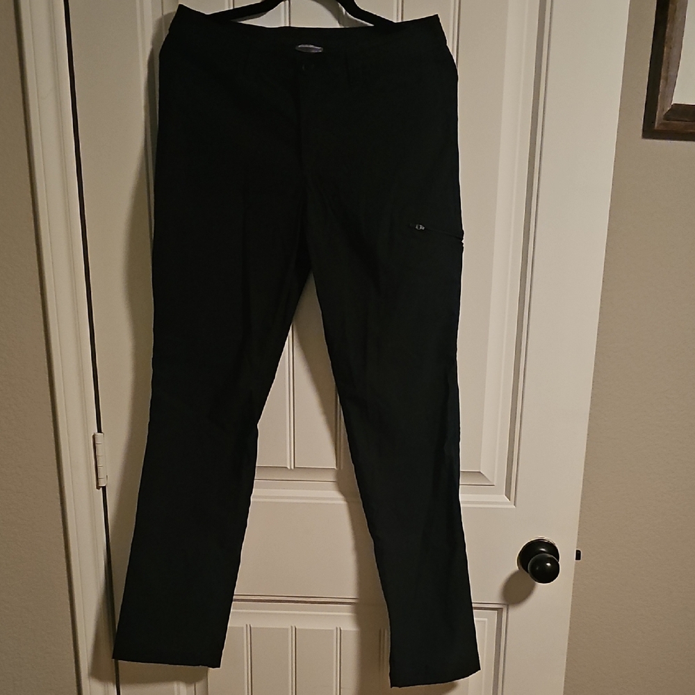 Eddie Bauer Womens Dark Cargo Pants